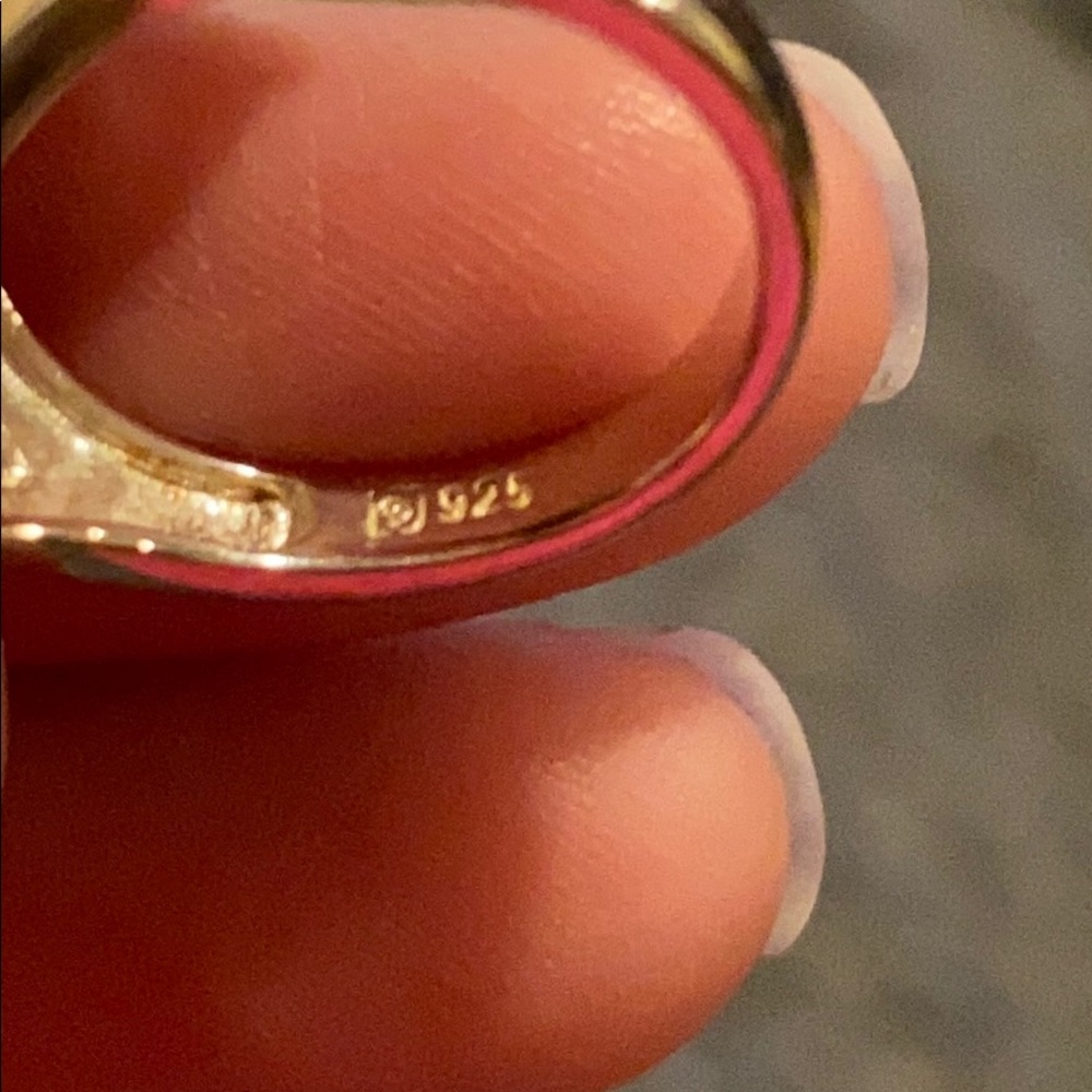 Ring - Picture 2 of 5